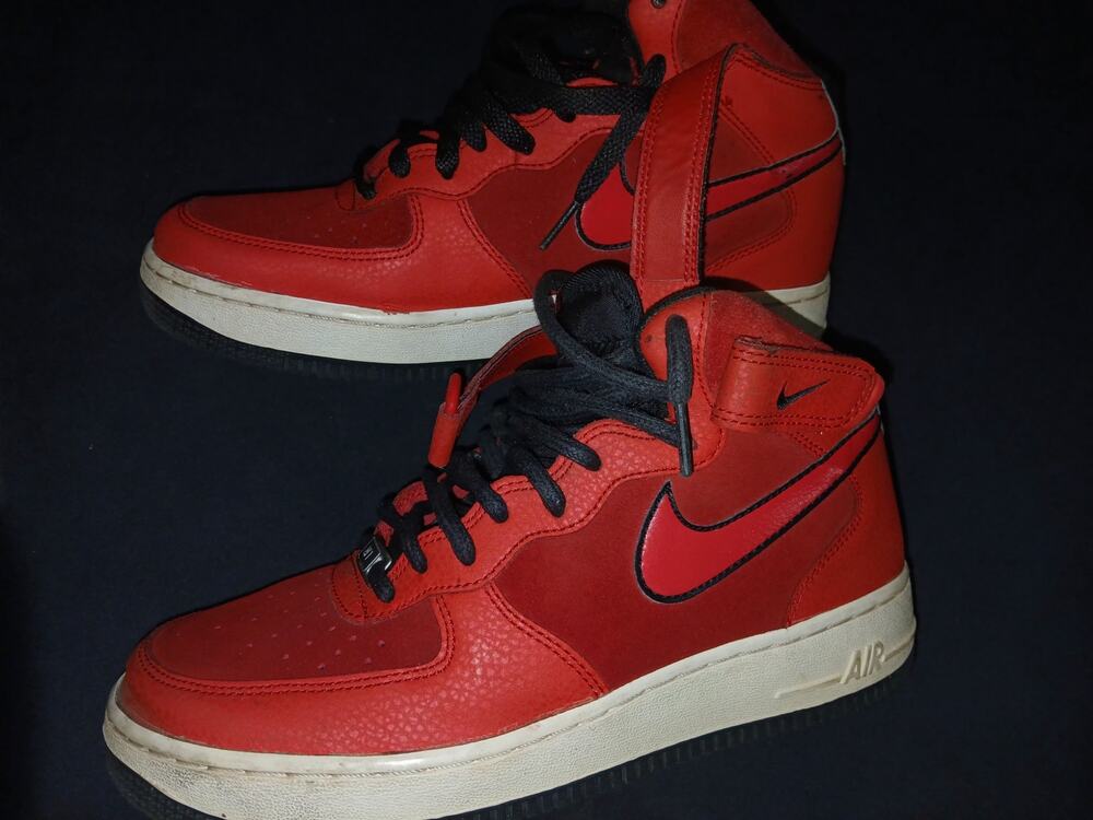 Jordan sneakers size 8